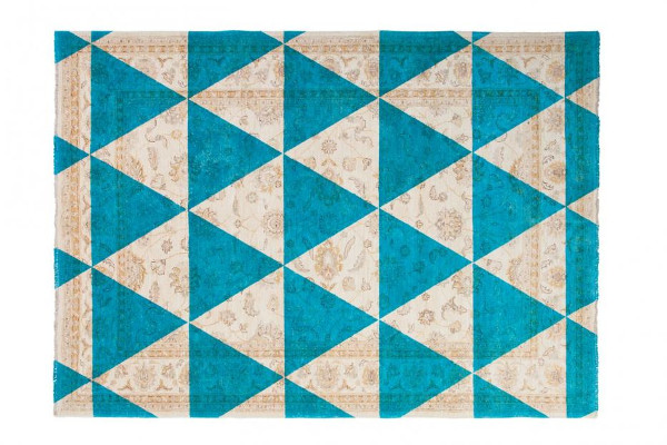 Why choose a luxury geometric design rug for your home